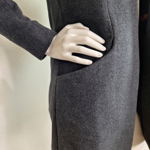 Wilfred Aritzia Gray Preppy 3 Button Pocket Wool Blend Gorpcore Coat Size XS - Picture 2 of 6